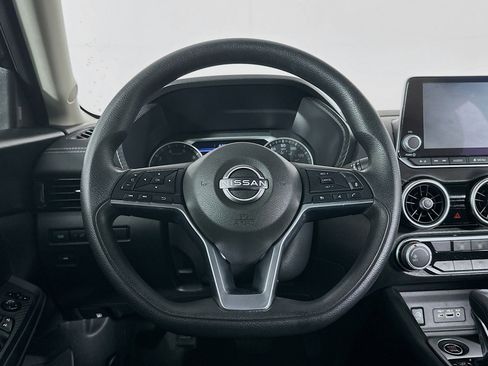 Used 2024 Nissan Sentra SV image 17