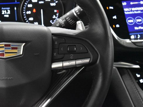 Certified 2025 Cadillac XT6 Sport w/ Technology Package AWD/4WD image 8