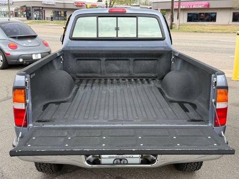 Used 1998 Toyota Tacoma 4x4 Xtracab image 19
