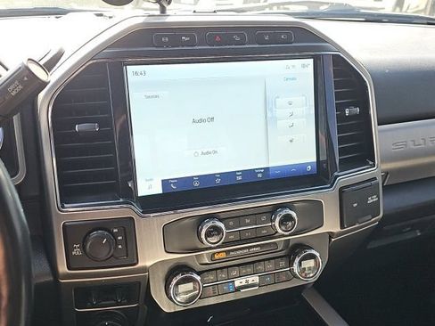 Used 2022 Ford F250 Platinum w/ Tremor Off-Road Package AWD/4WD image 6