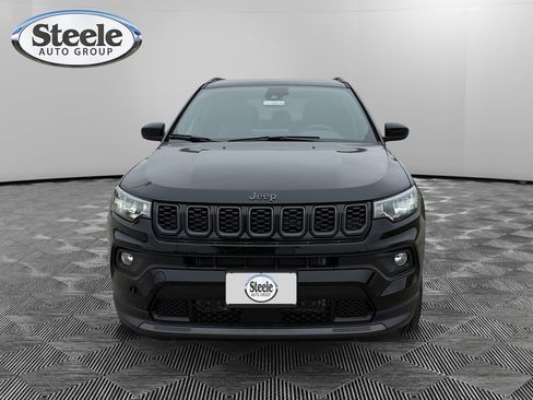 New 2026 Jeep Compass Latitude image 8