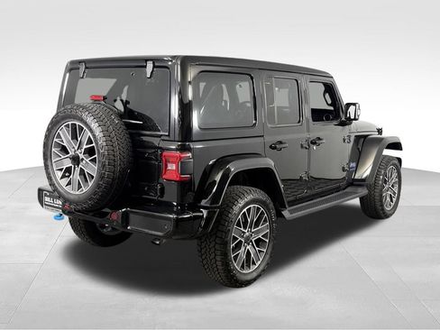Used 2024 Jeep Wrangler High Altitude AWD/4WD image 10