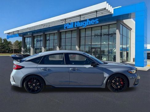 New 2025 Honda Civic Type R image 2