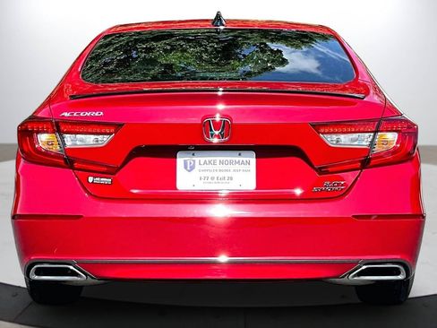 Used 2021 Honda Accord Sport image 8