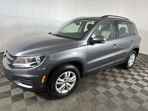 Used 2016 Volkswagen Tiguan S AWD/4WD image 8