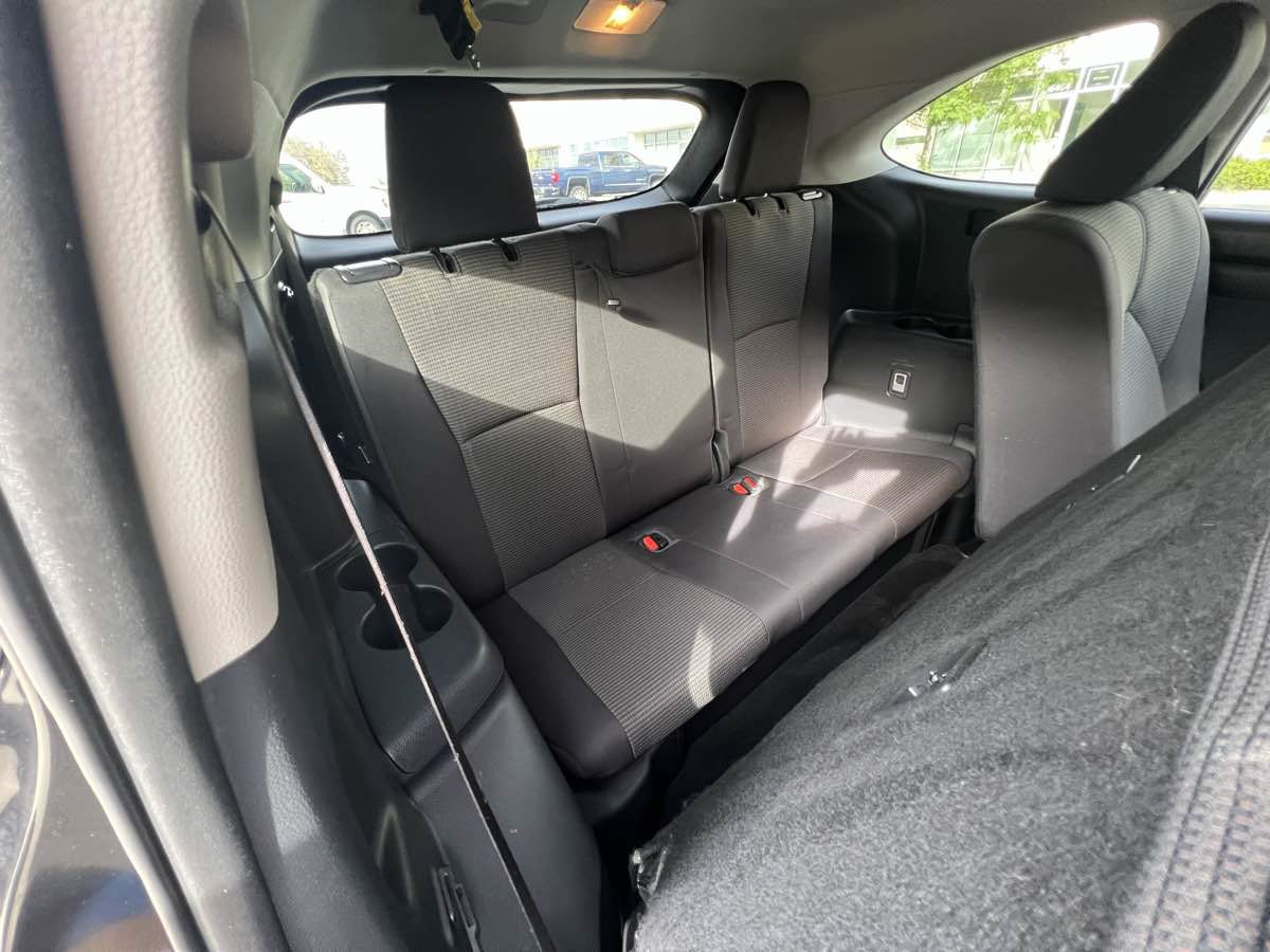 Used 2023 Toyota Highlander LE AWD/4WD image 15
