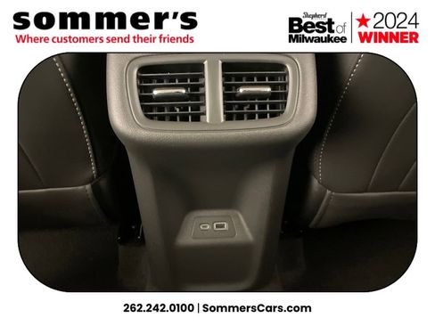 Used 2023 Buick Envision Essence image 23