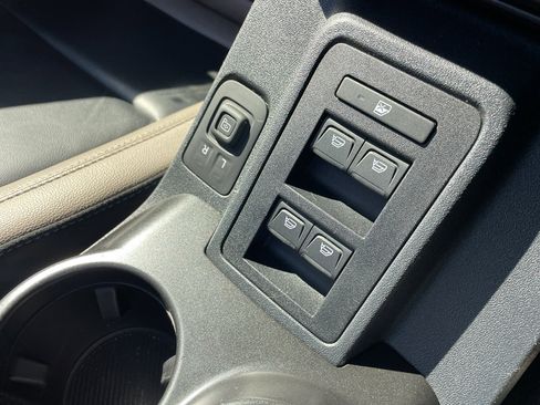 Used 2023 Ford Bronco Wildtrak image 45