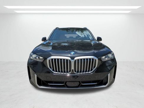 New 2026 BMW X5 xDrive50e w/ Climate Comfort Package AWD/4WD image 9