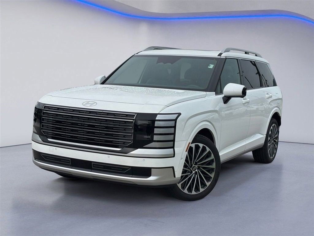 Used 2026 Hyundai Palisade Calligraphy FWD image 2