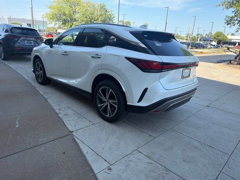 Used 2025 Lexus RX 350 Premium w/ Accessory Package (Z1) FWD image 4