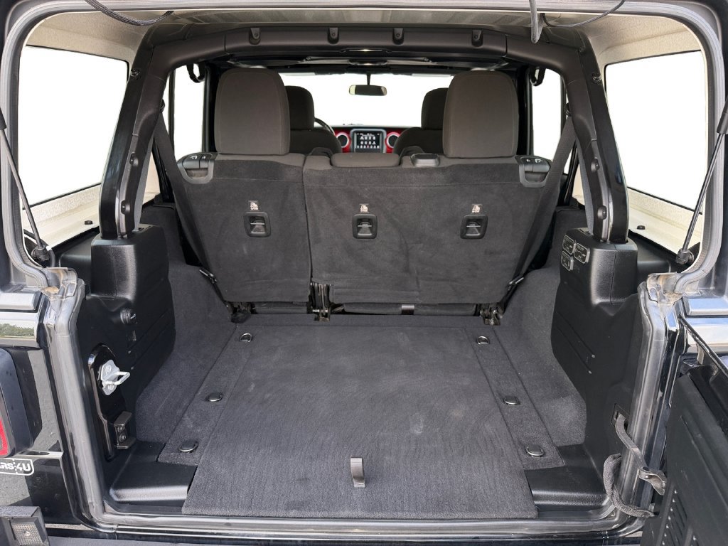 Used 2018 Jeep Wrangler Unlimited Rubicon AWD/4WD image 21