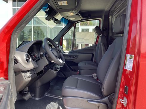 New 2026 Mercedes-Benz Sprinter 2500 image 8