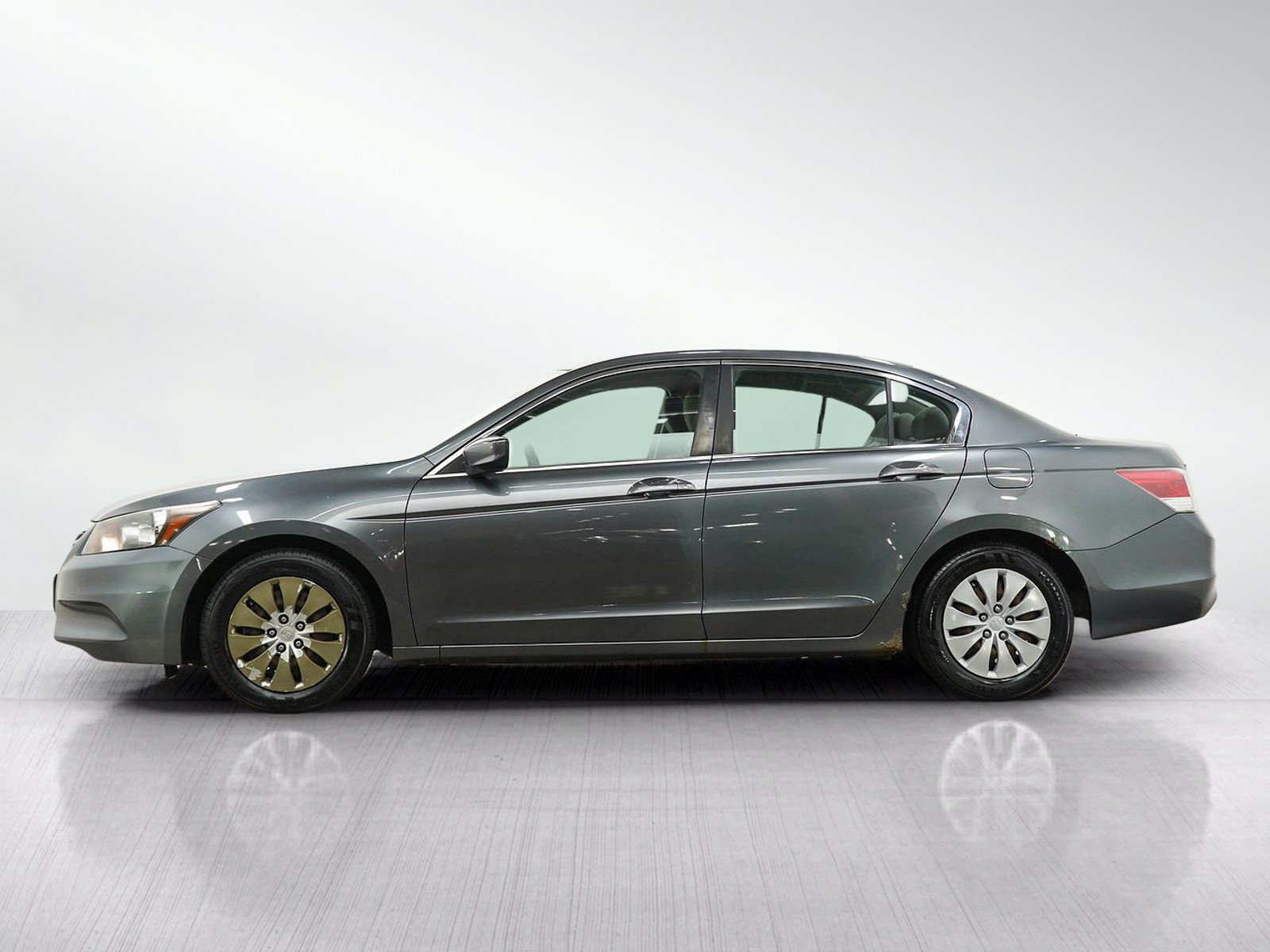 Used 2012 Honda Accord LX image 2