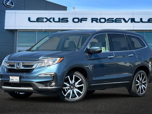 Used 2019 Honda Pilot Touring image 1