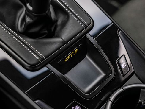 Used 2022 Porsche 911 GT3 image 68