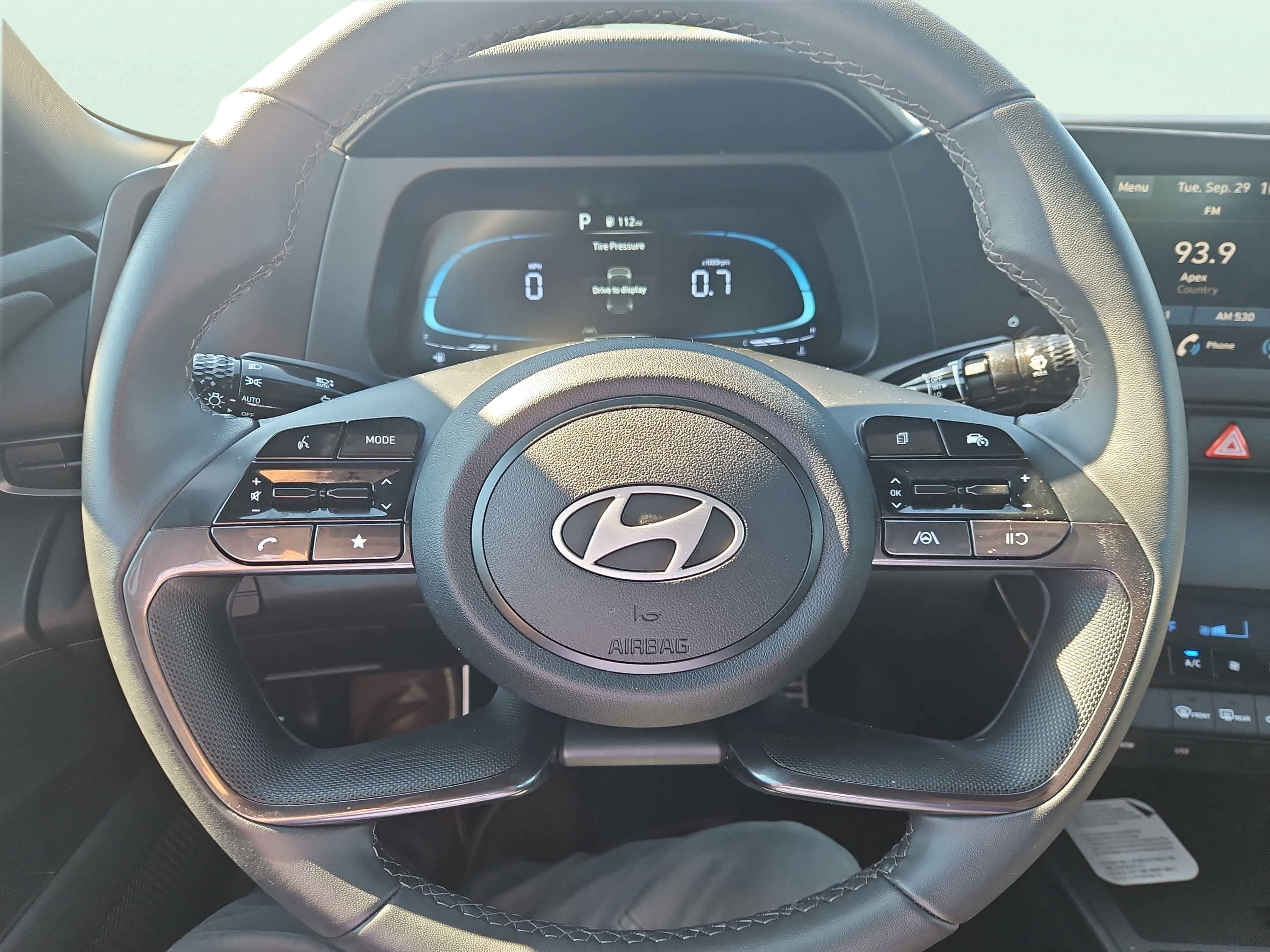 Certified 2026 Hyundai Elantra Sport FWD image 12