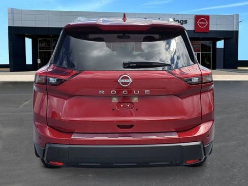 New 2026 Nissan Rogue SV w/ SV Premium Package FWD image 4