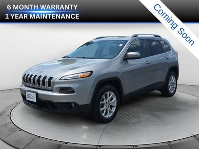 Used 2016 Jeep Cherokee Latitude w/ Safety/Convenience Group