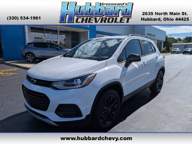Used 2020 Chevrolet Trax LT w/ Redline Edition AWD/4WD image 1