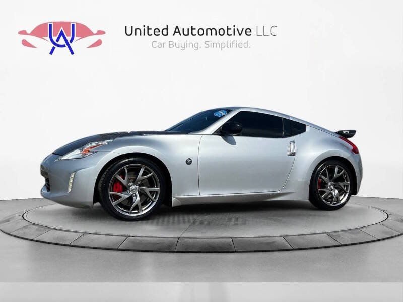 Used 2014 Nissan 370Z Coupe RWD image 1