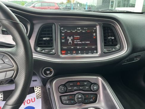 Used 2018 Dodge Challenger R/T Scat Pack RWD image 12