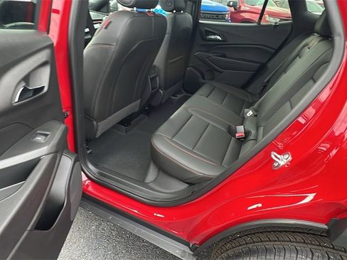 New 2026 Chevrolet Trax RS w/ Sunroof Package image 18