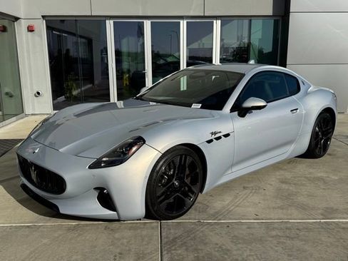 Certified 2025 Maserati GranTurismo Folgore AWD/4WD image 3