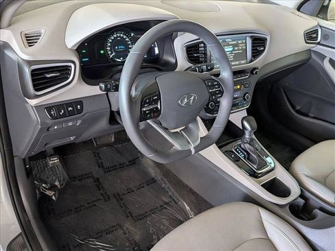 Used 2019 Hyundai Ioniq Limited w/ Ultimate Package 02 FWD image 10