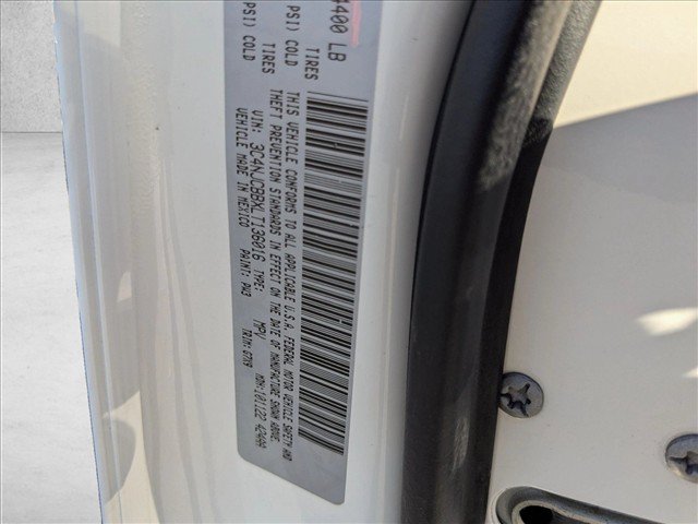 Used 2020 Jeep Compass Latitude w/ Safety & Security Group FWD image 20