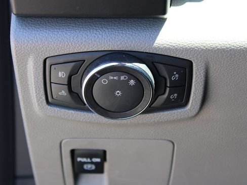 Used 2018 Ford F150 XL w/ Equipment Group 101A Mid AWD/4WD image 27