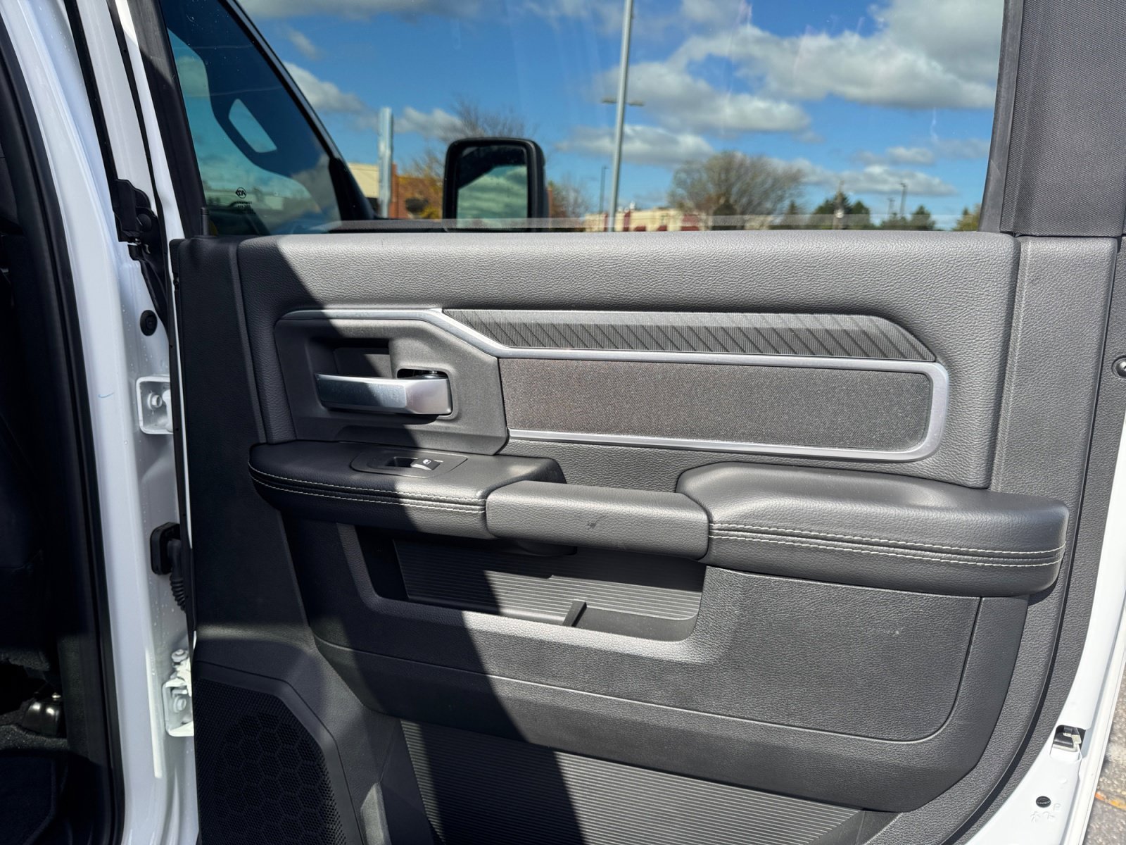 Used 2026 RAM 2500 Big Horn AWD/4WD image 27