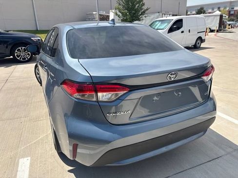 Used 2022 Toyota Corolla LE FWD image 5