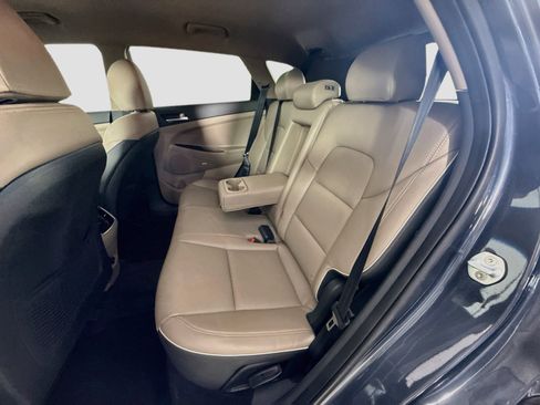 Used 2019 Hyundai Tucson Limited w/ Cargo Package FWD image 25