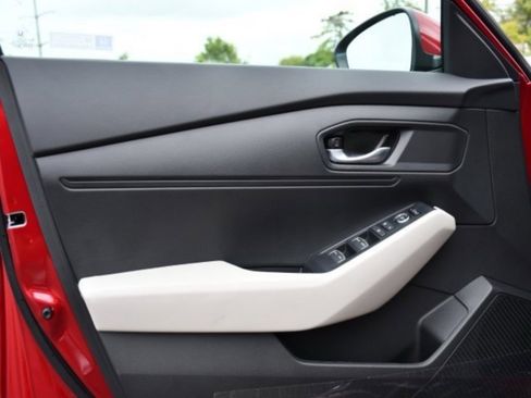 New 2025 Honda Accord LX image 10