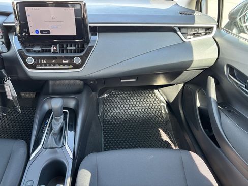 Used 2025 Toyota Corolla LE image 15