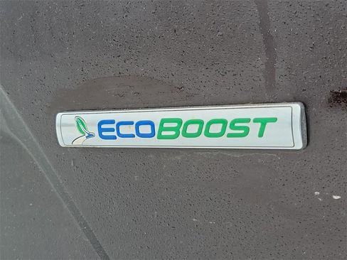 Used 2019 Ford F150 XLT w/ Equipment Group 302A Luxury image 8