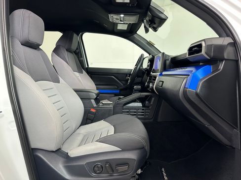 Used 2024 Toyota Tacoma TRD Sport image 28