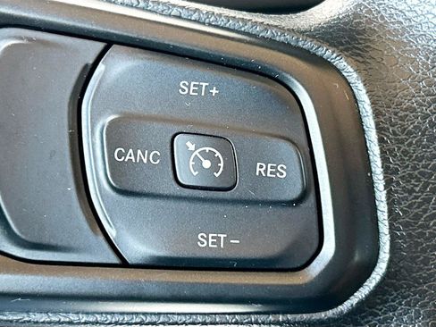 Used 2021 Jeep Wrangler Unlimited Sport AWD/4WD image 35