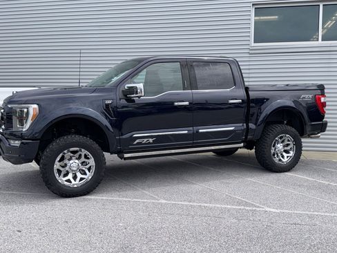 Used 2022 Ford F150 Lariat w/ Equipment Group 502A High AWD/4WD image 2