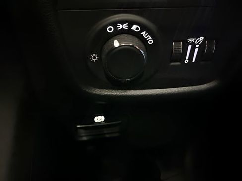 Used 2024 Jeep Grand Cherokee L Laredo w/ Luxury Tech Group I image 24