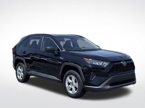Used 2021 Toyota RAV4 LE AWD/4WD image 4