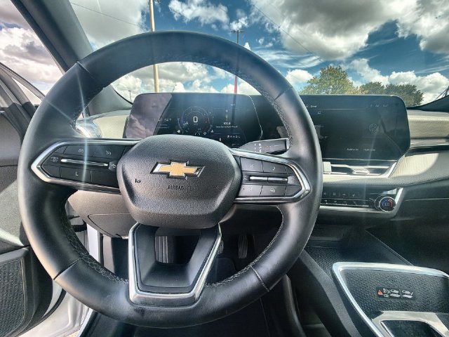 Certified 2025 Chevrolet Equinox LT w/ Convenience Package II FWD image 11