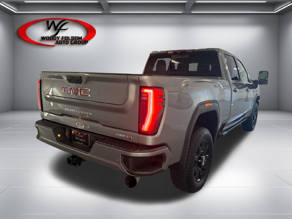Used 2024 GMC Sierra 2500 AT4 w/ AT4 Premium Plus Package AWD/4WD image 7