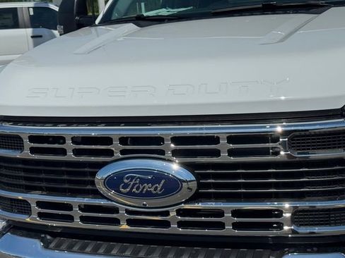 New 2026 Ford F250 XLT w/ 360-Degree Camera Package AWD/4WD image 5