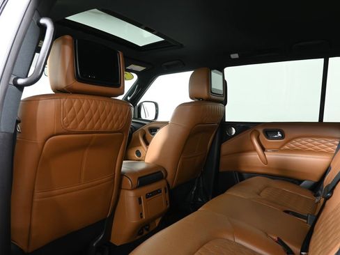 Used 2023 INFINITI QX80 Sensory w/ All-Season Package AWD/4WD image 35
