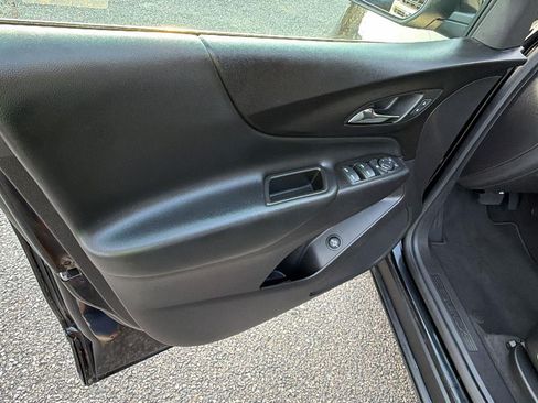 Used 2024 Chevrolet Equinox LT AWD/4WD image 14