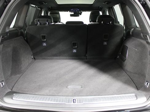 Used 2023 Jeep Grand Cherokee Overland w/ Luxury Tech Group IV image 43