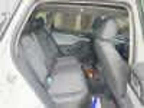Used 2023 Volkswagen Taos SE w/ Panoramic Sunroof Package AWD/4WD image 19