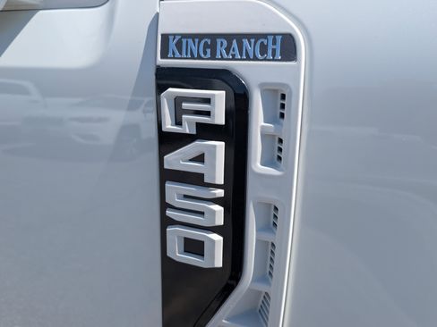 Used 2026 Ford F450 King Ranch w/ FX4 Off-Road Package image 11